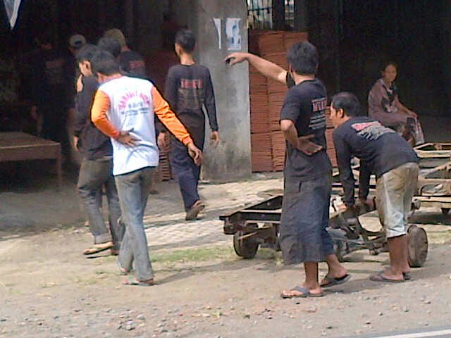 Perakitan Mesin Stone crusher